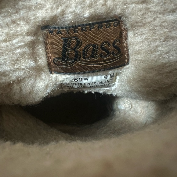 Bass Waterproof Oiled Leather Faux Shearling Lined Winter Boots - Women’s Size 9 - Picture 6 of 10